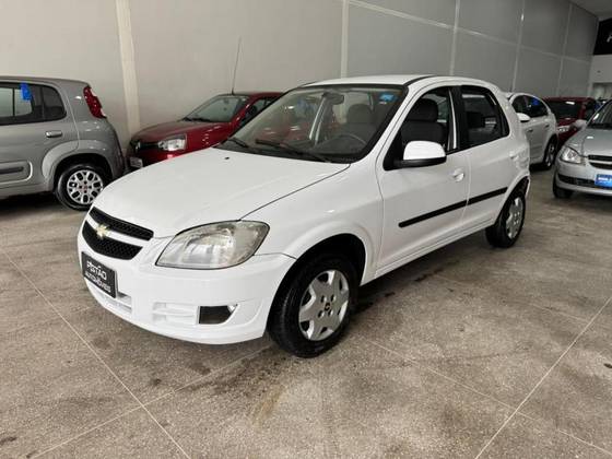 CHEVROLET CELTA 1.0 MPFI LT 8V FLEX 4P MANUAL CHEVROLET CELTA 1.0 MPFI LT 8V FLEX 4P MANUAL
